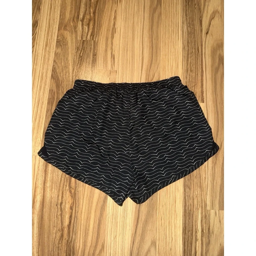Nike Dri-Fit Running‎ Shorts Women's XS Black Geo Print Lined Elastic Waist